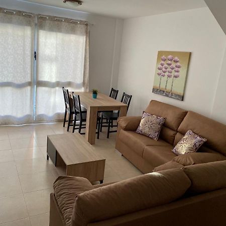 Nice Rooms In A Shared Apartment In The Centre Of Corralejo Habitaciones En Piso Compartido Екстериор снимка