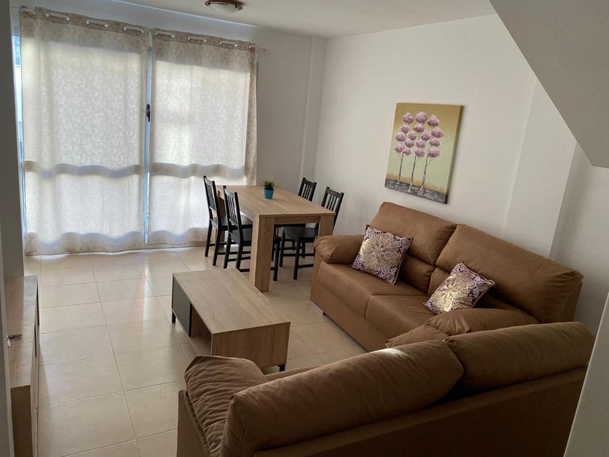 Nice Rooms In A Shared Apartment In The Centre Of Corralejo Habitaciones En Piso Compartido Екстериор снимка