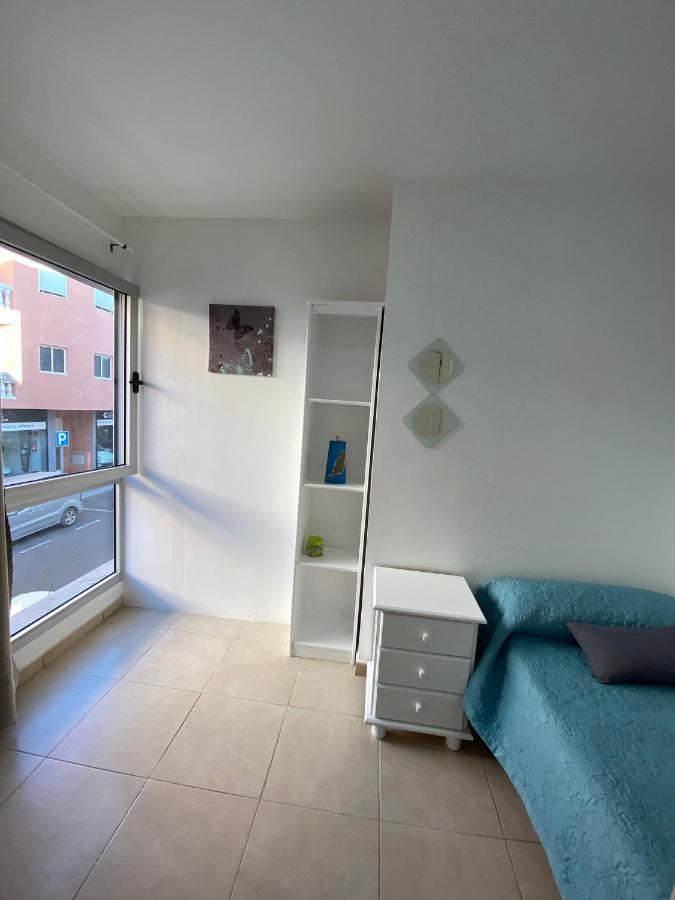 Nice Rooms In A Shared Apartment In The Centre Of Corralejo Habitaciones En Piso Compartido Екстериор снимка