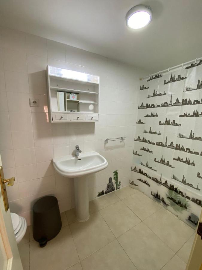 Nice Rooms In A Shared Apartment In The Centre Of Corralejo Habitaciones En Piso Compartido Екстериор снимка