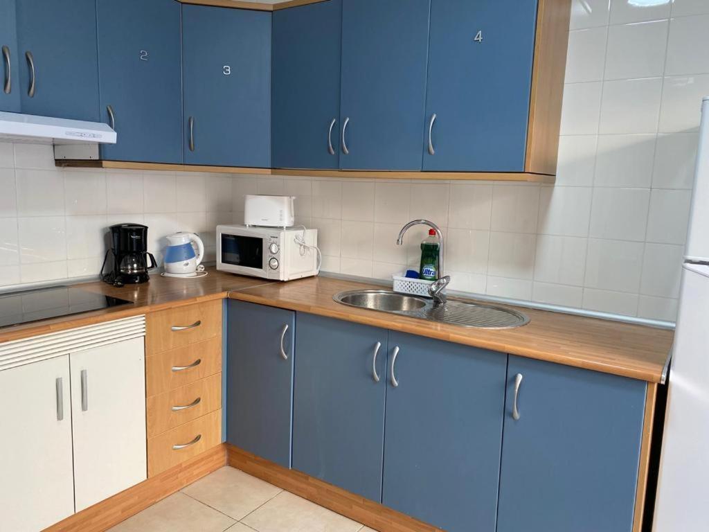 Nice Rooms In A Shared Apartment In The Centre Of Corralejo Habitaciones En Piso Compartido Екстериор снимка