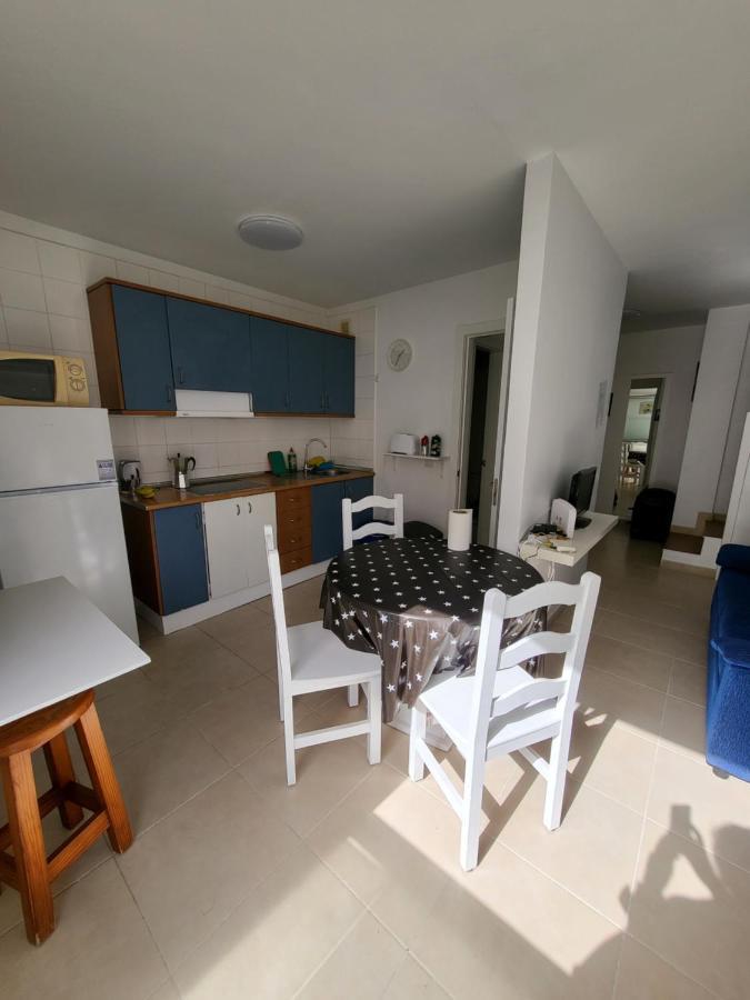 Nice Rooms In A Shared Apartment In The Centre Of Corralejo Habitaciones En Piso Compartido Екстериор снимка